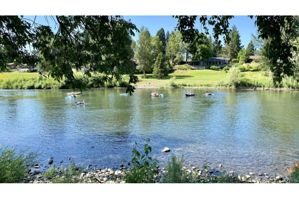 grants pass vacation home