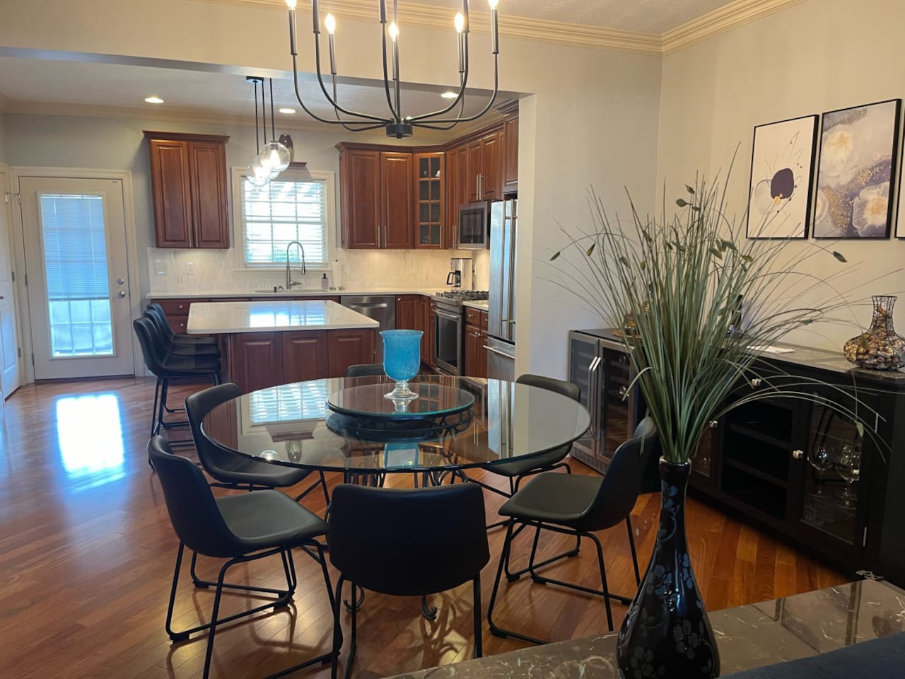 Spacious 6-seater dining table, perfect for enjoying meals with family or friends in a comfortable and inviting setting.