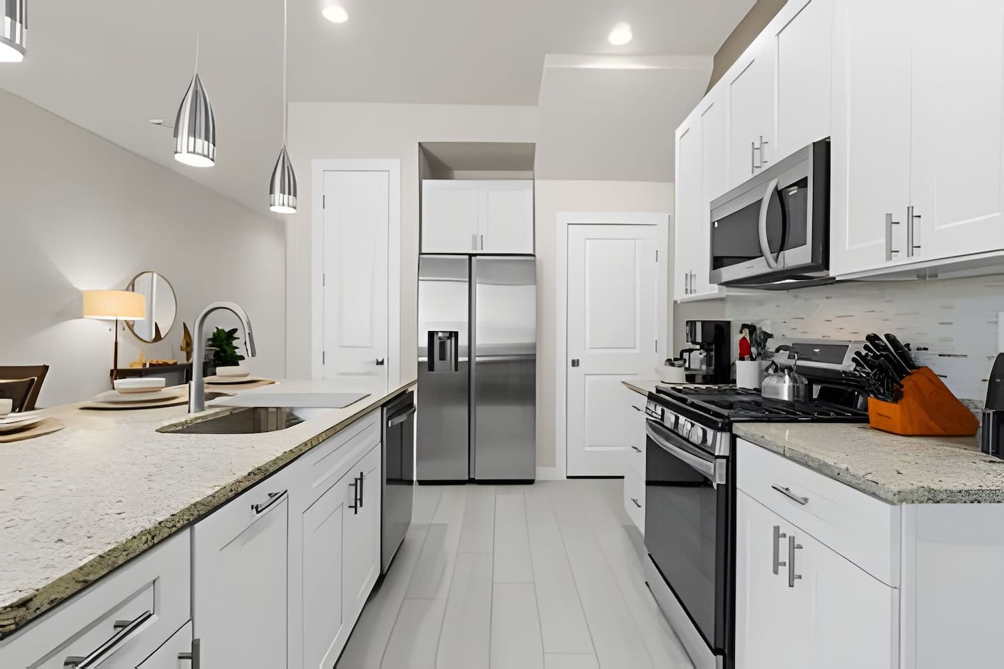Modern, sleek, and spacious – this kitchen has everything you need for a seamless stay.