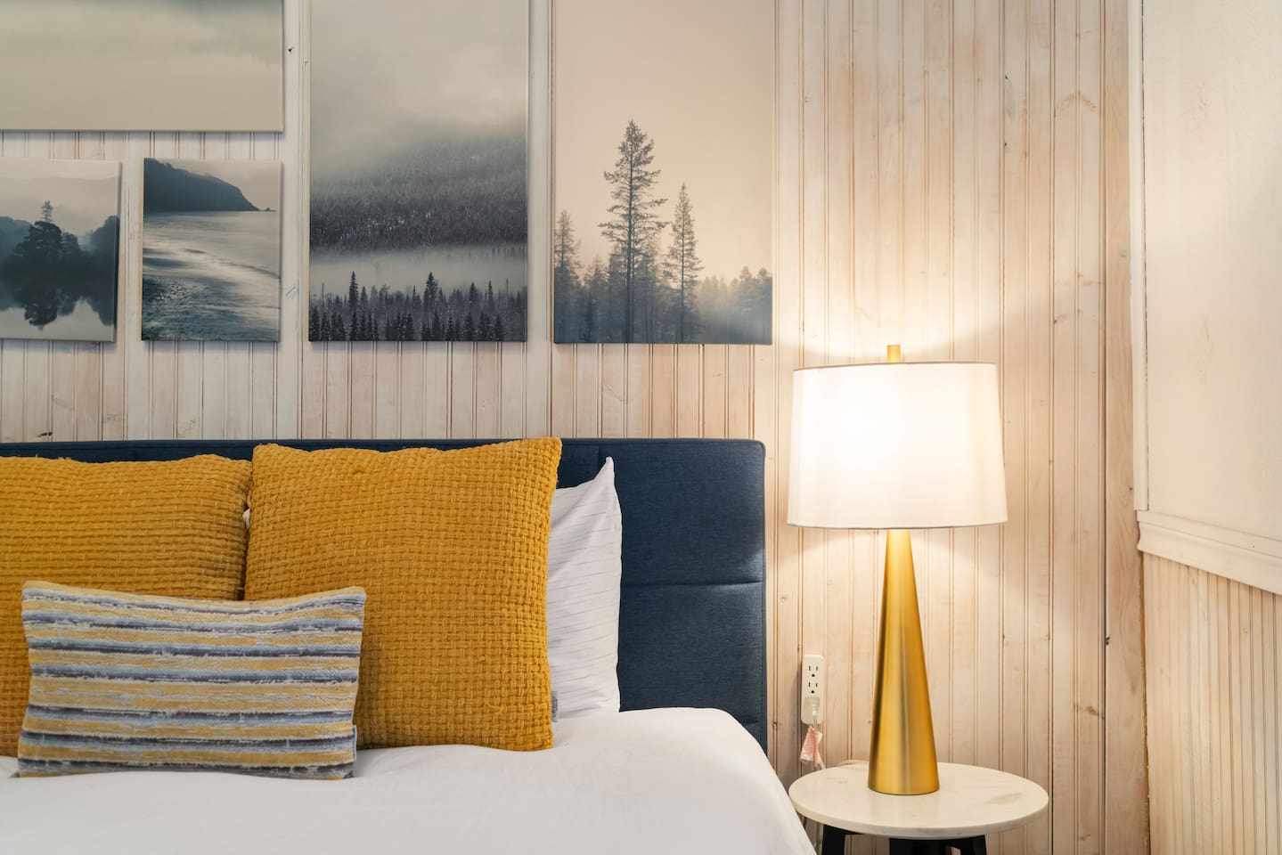 Sink into ultra-soft bedding and a supportive mattress — because restful sleep fuels snowy adventures and family memories alike.