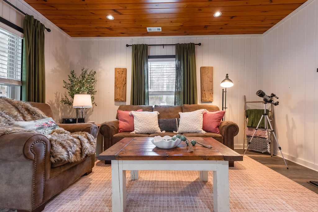 🔭Gaze into a sky full of stars &mdash; the mountains reveal more than meets the eye.