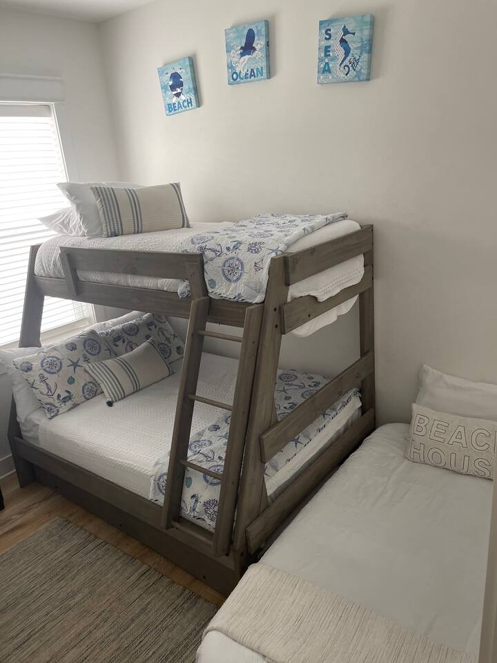 extra twin bed for kids room