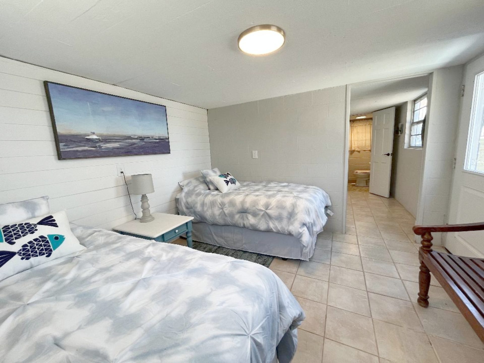 Downstairs bedroom with two twins