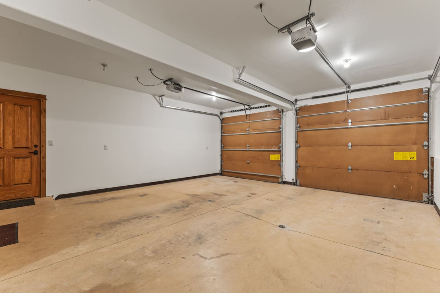 2 Car Garage