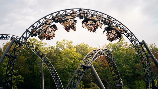 Silver Dollar City less than 5 minutes away