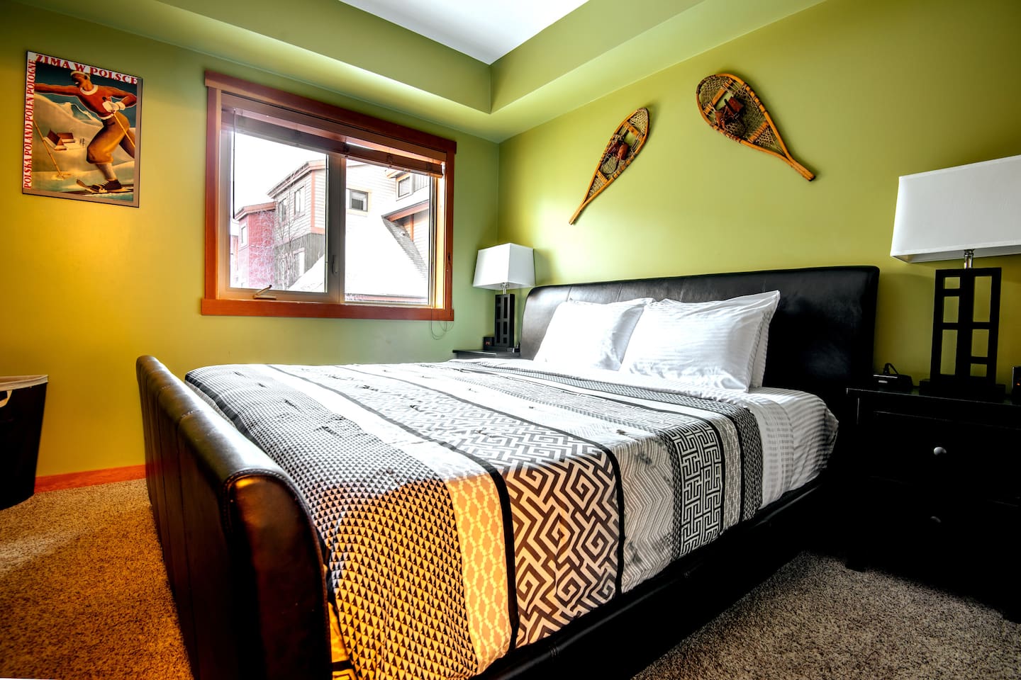 Master Bedroom, with King size bed, memory foam mattress, TV with Netflix and Amazon Prime, attached ensuite bathroom,