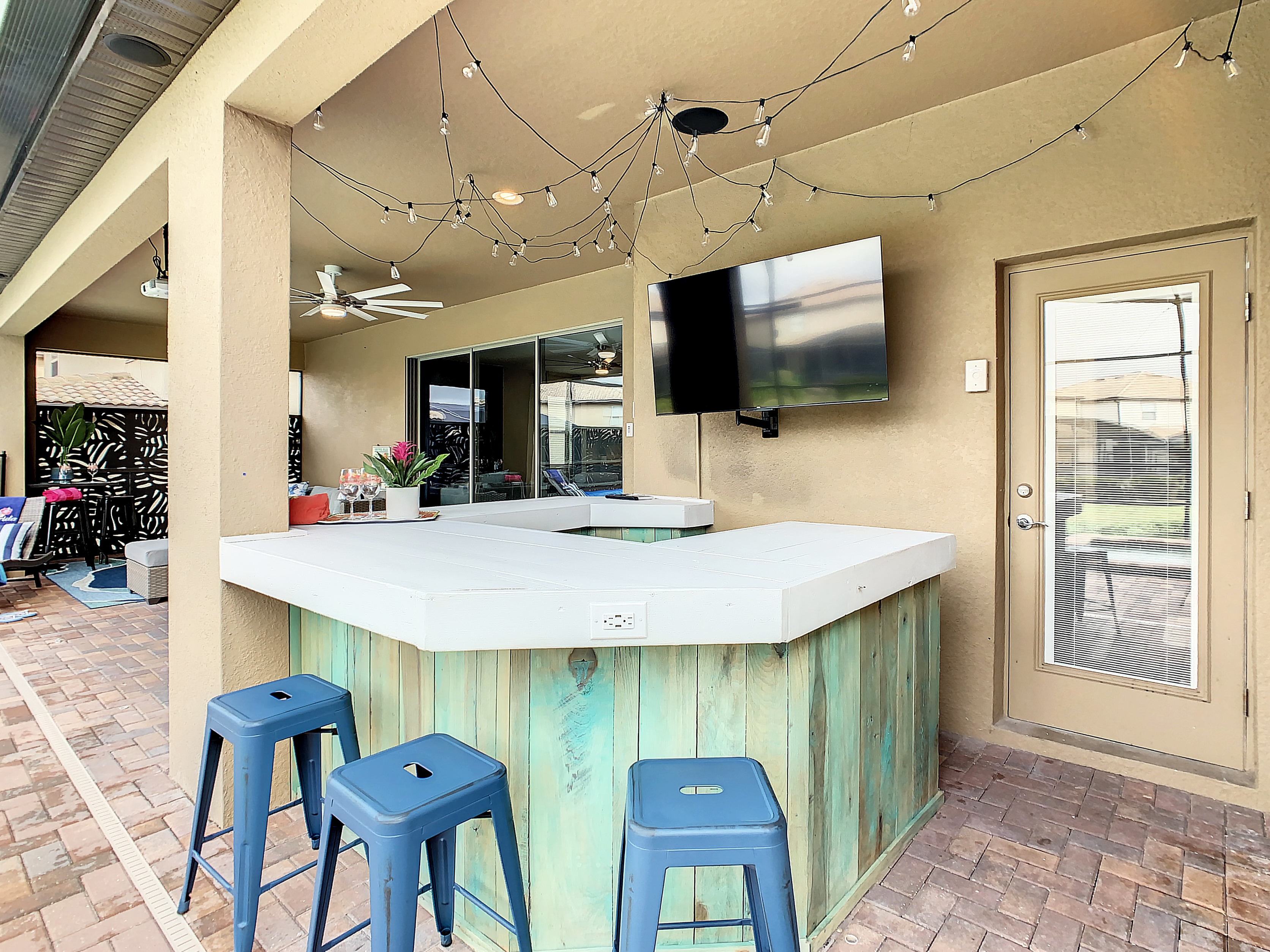 Bar Counter