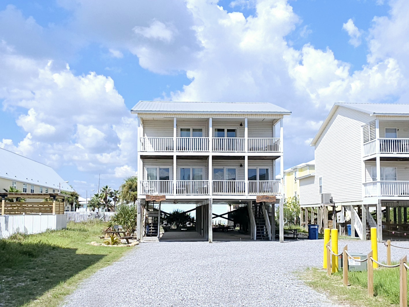 Pirates Nest – elevated beach house with covered balconies on both levels
