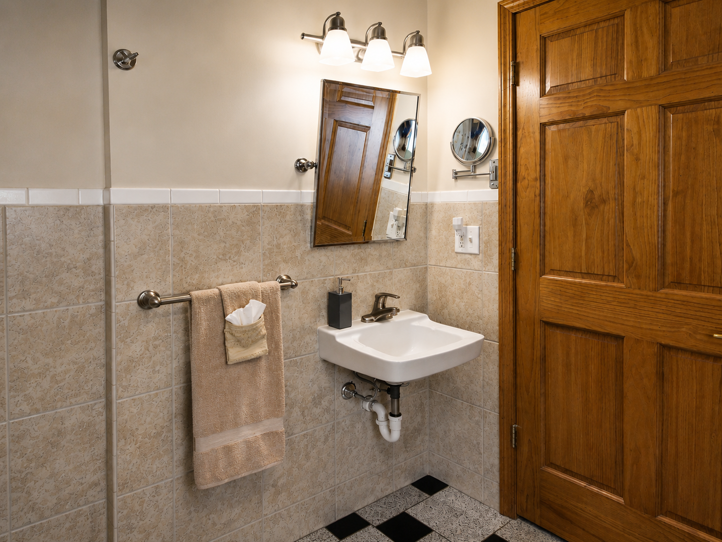 Ensuite handicapped accessible bathroom in Bedroom #5