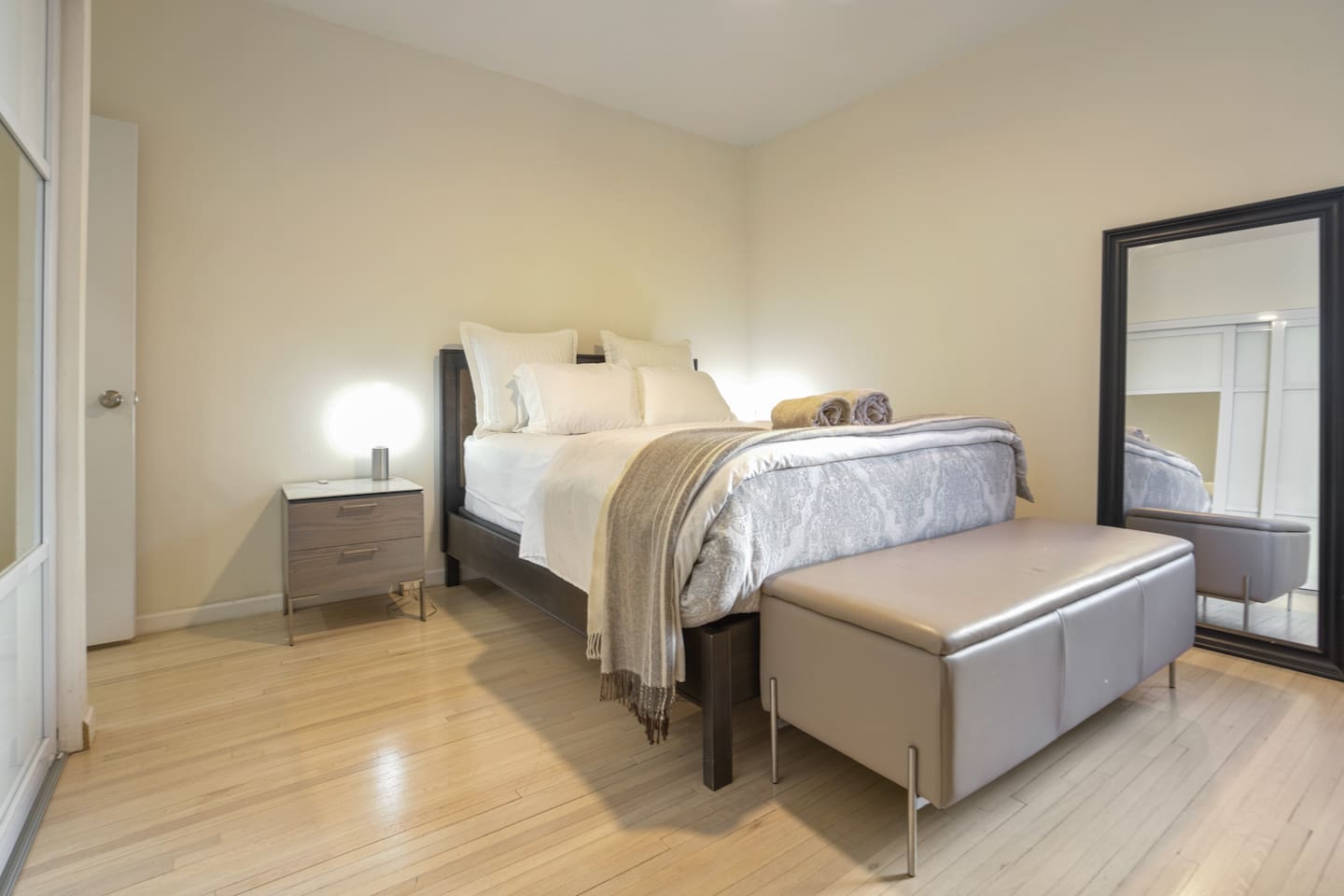 Queen Bed
