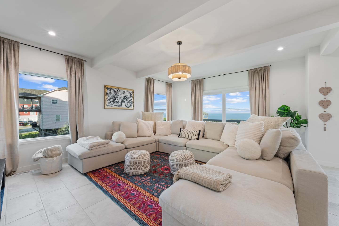 Theme Room