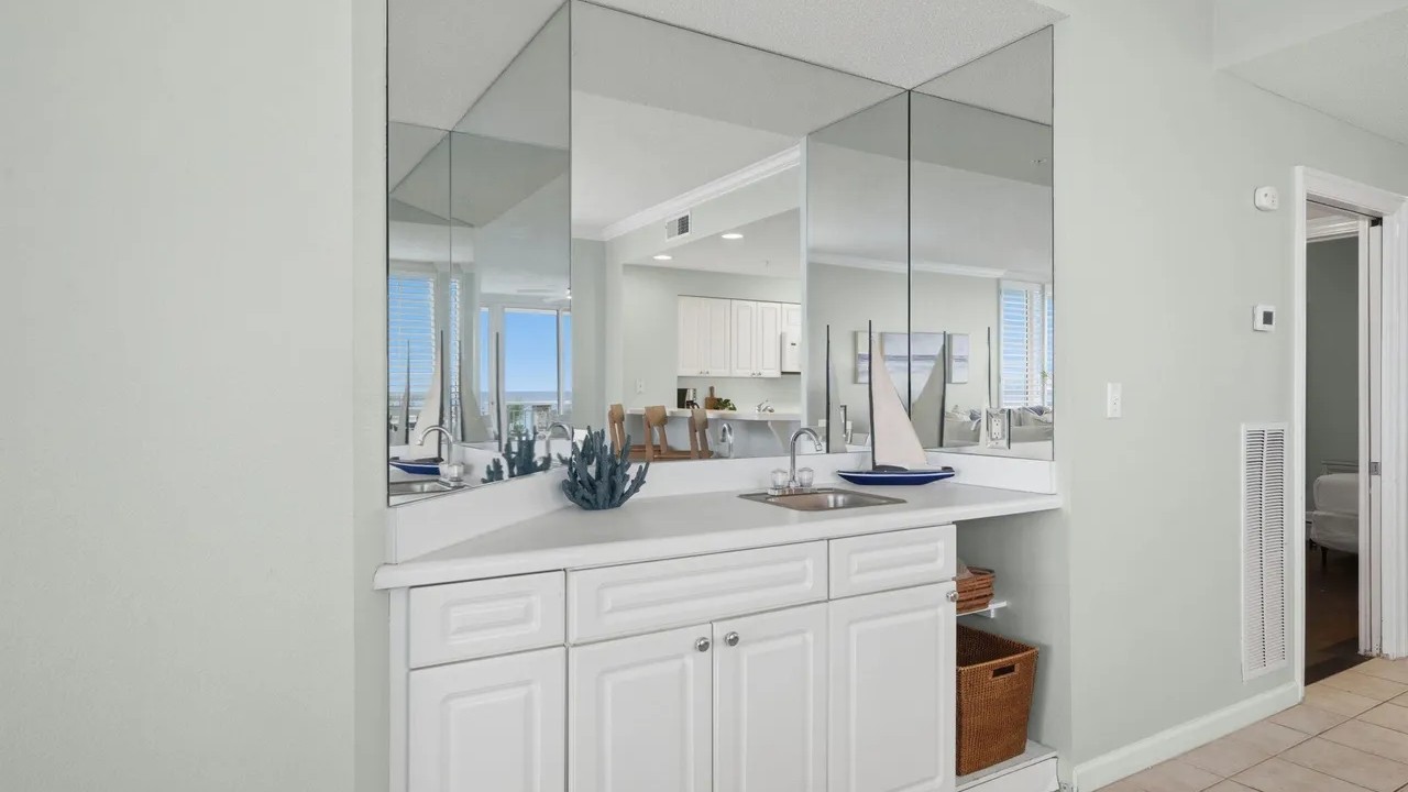 Wet Bar