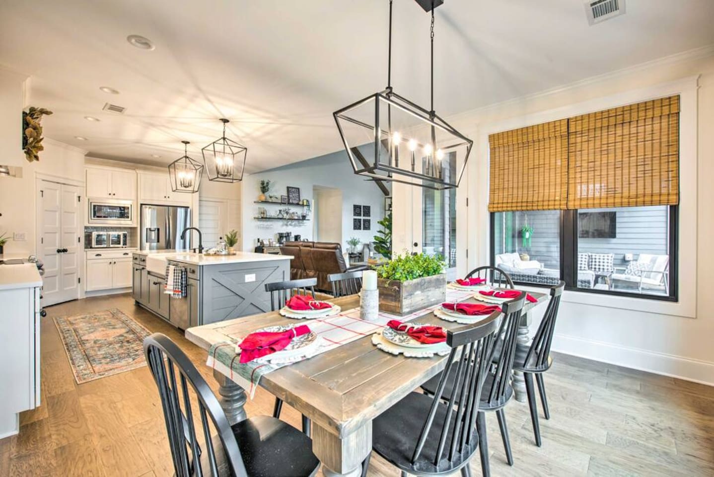 Dining Area I Seating for 8