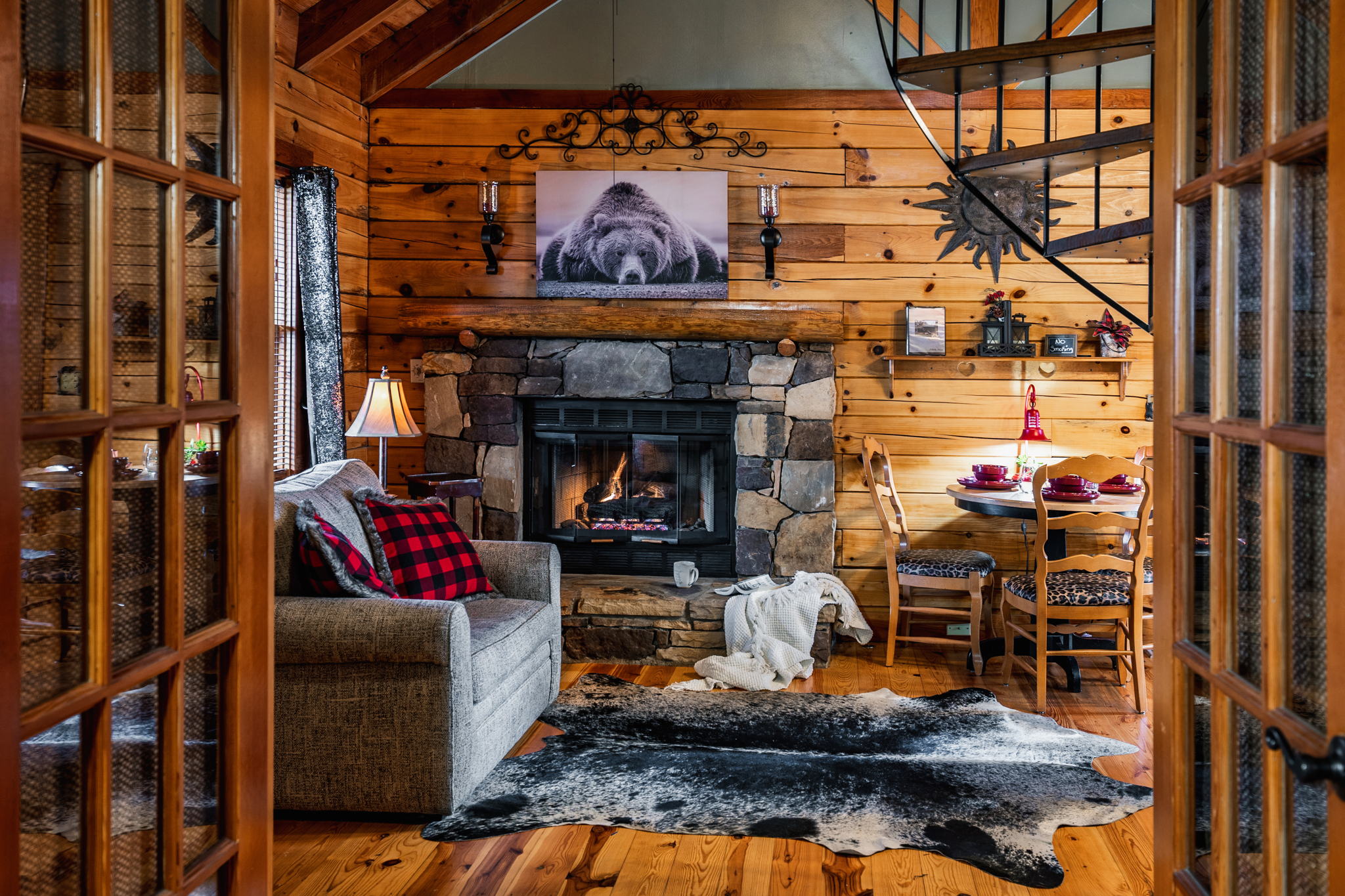 Nothing is better than having the fireplace on during the colder months