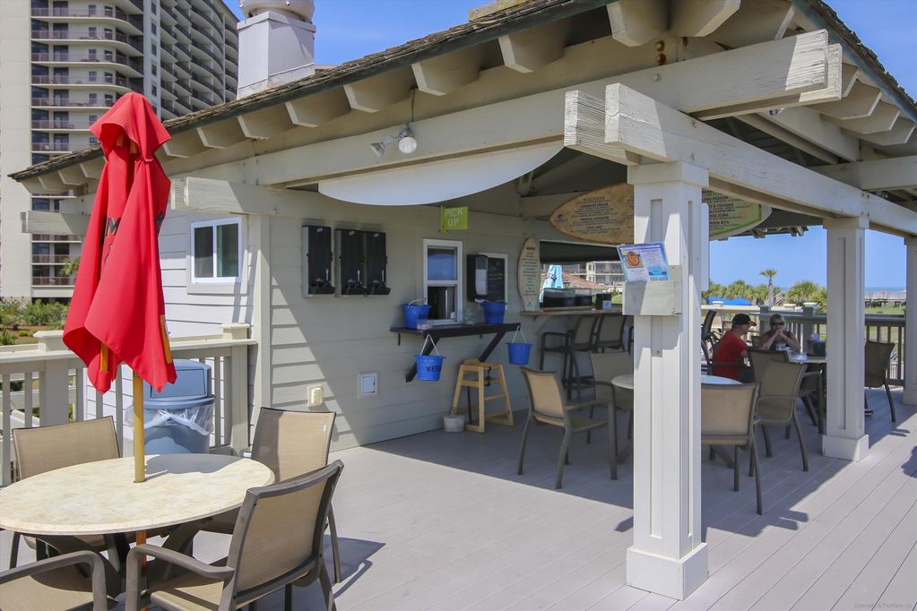Oceanfront Beach Club Snack Bar & Pool
