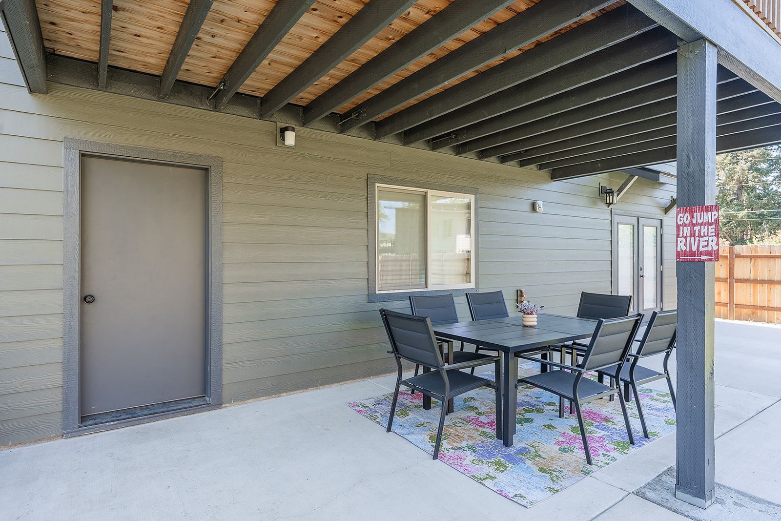 grants pass vacation home