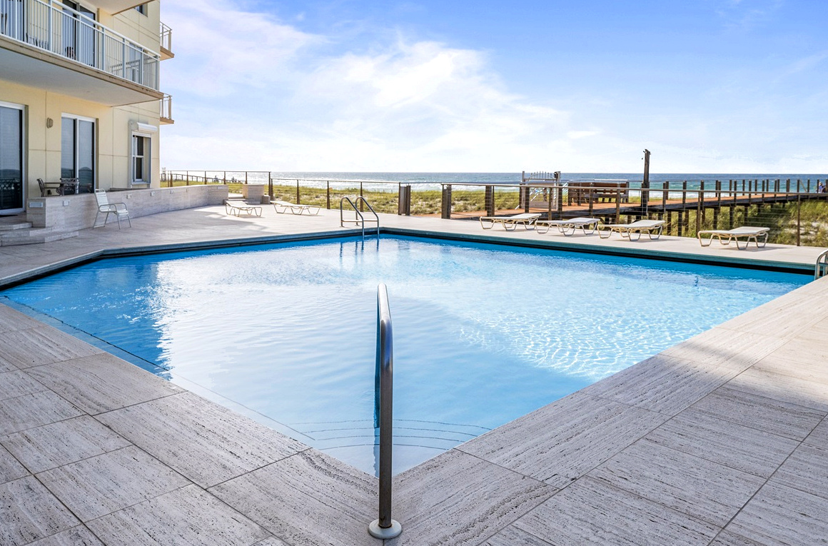 Large, Beautiful Pool