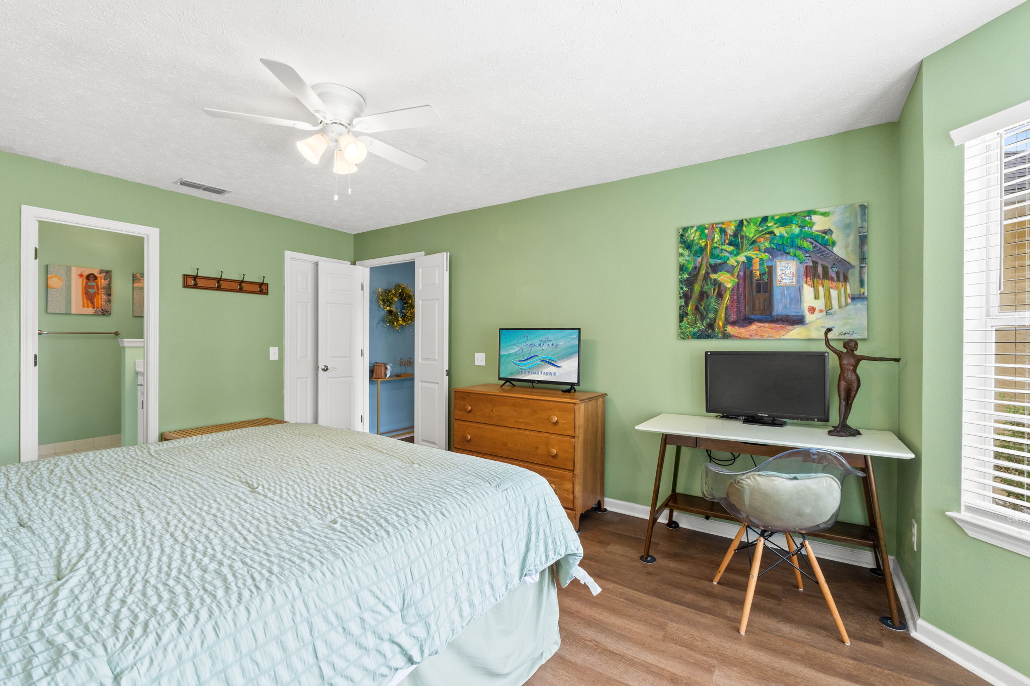 Master Bedroom with King Sized Bed