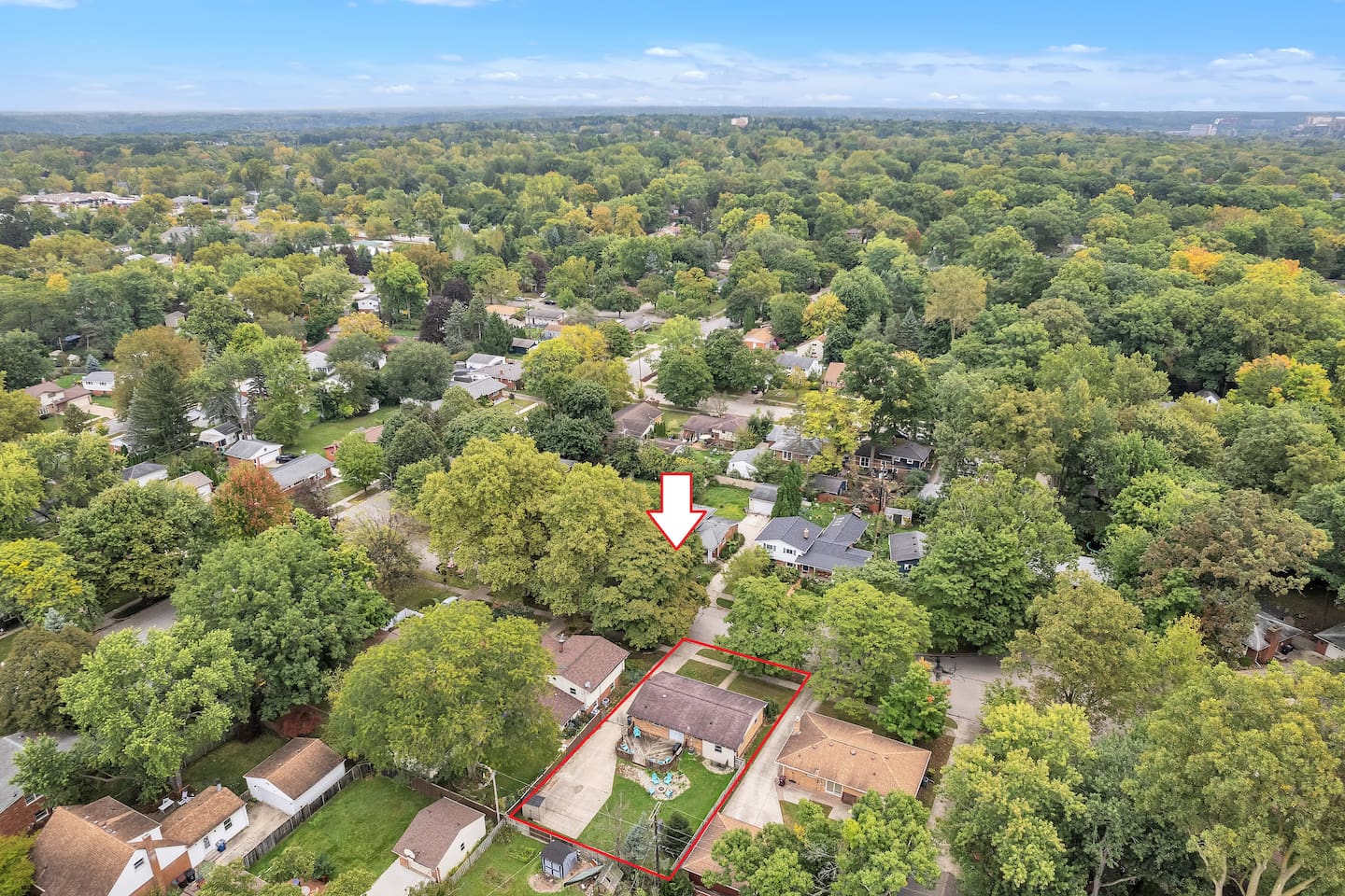 The lovely home perfectly blends with the picturesque neighborhood while being close to fantastic restaurants, shops, and city attractions.