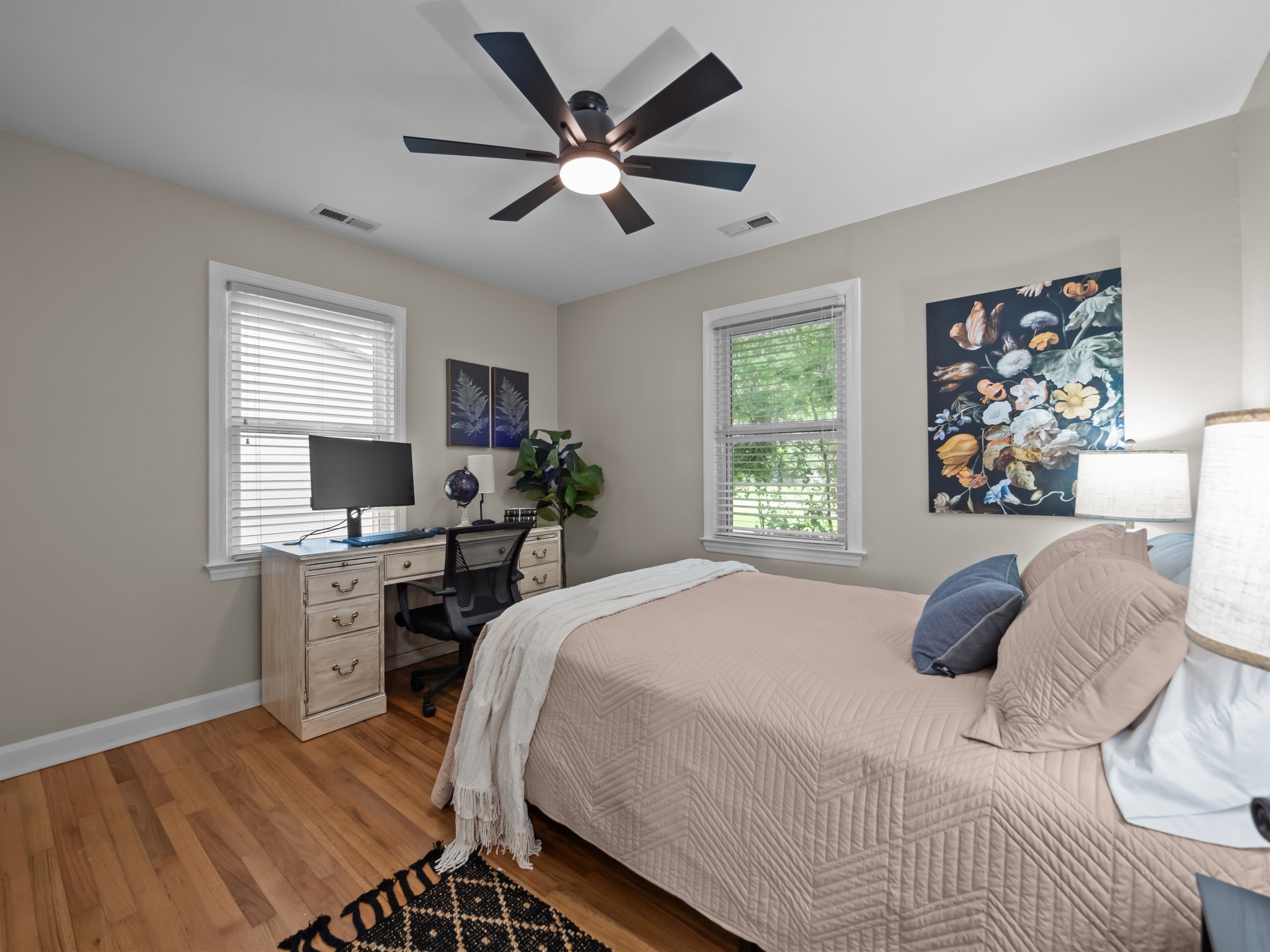 Room has a TV or a computer monitor, your choice!