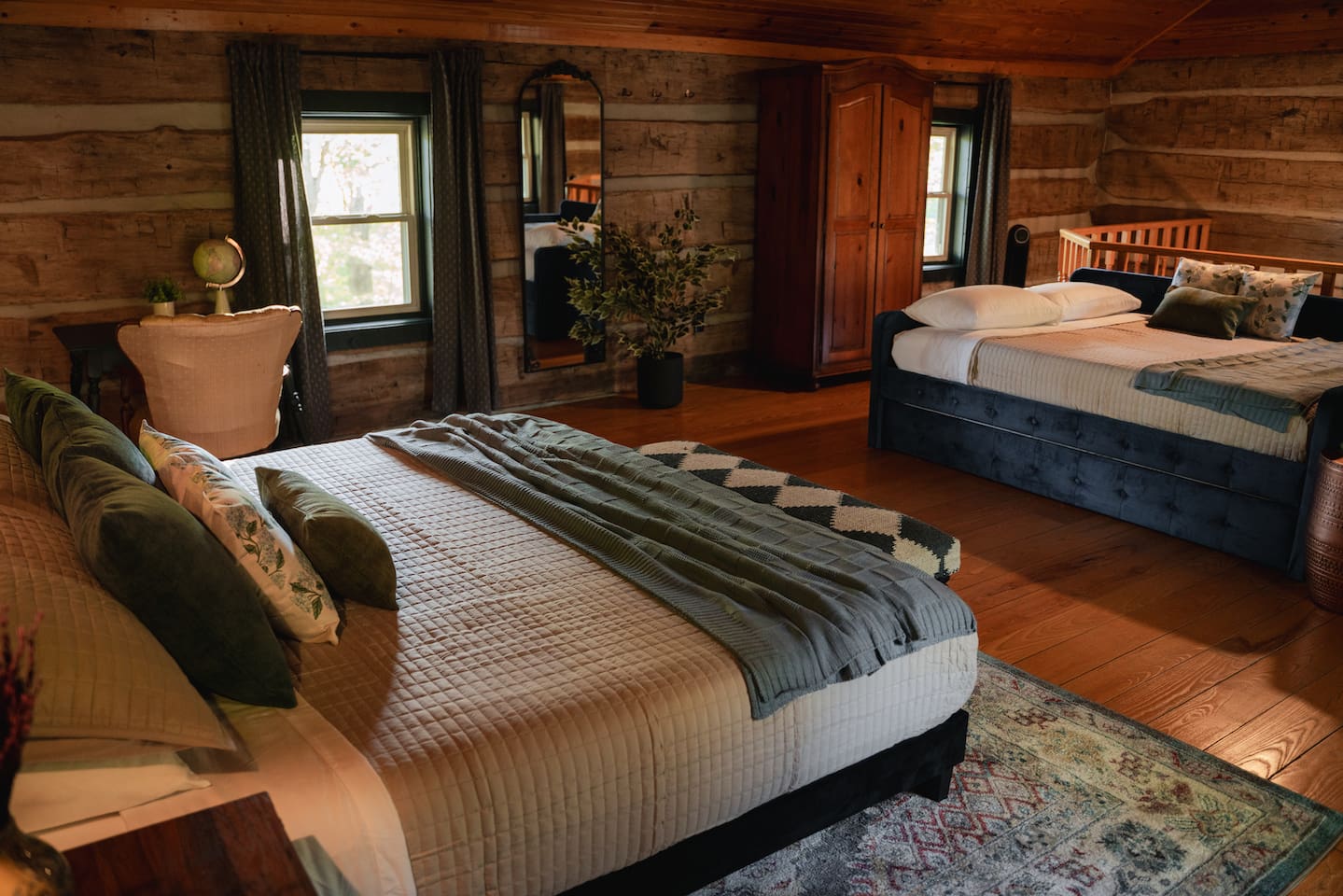 Spacious and cozy bedroom with a King and Queen bed