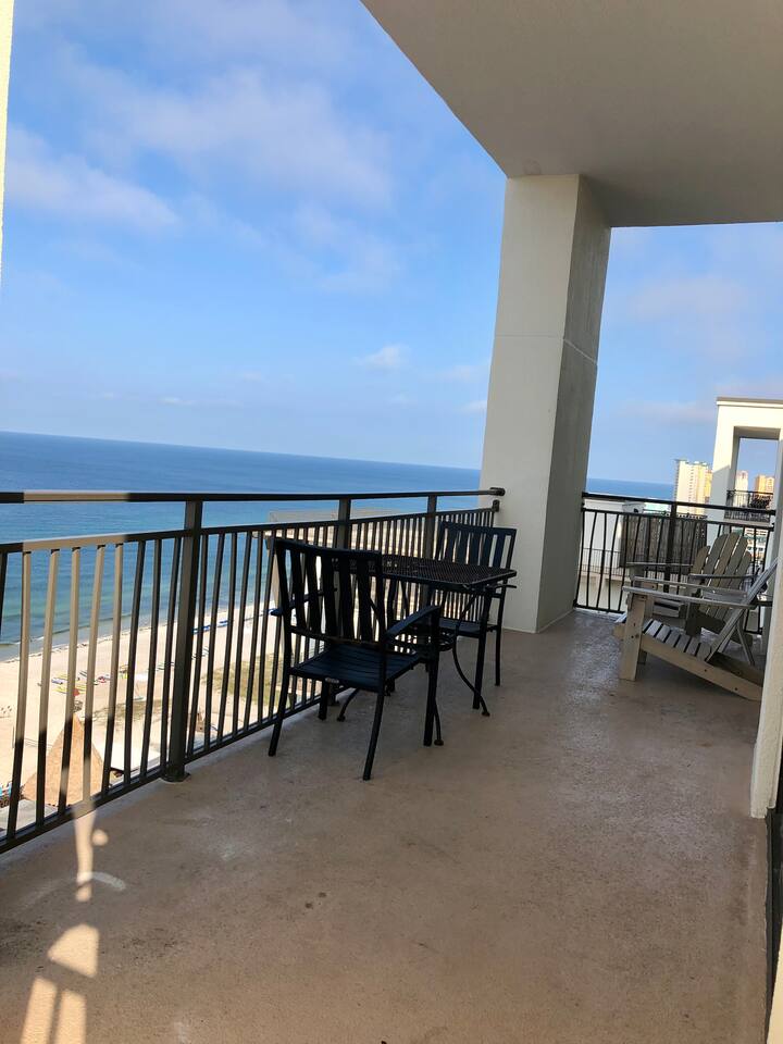  East master balcony
