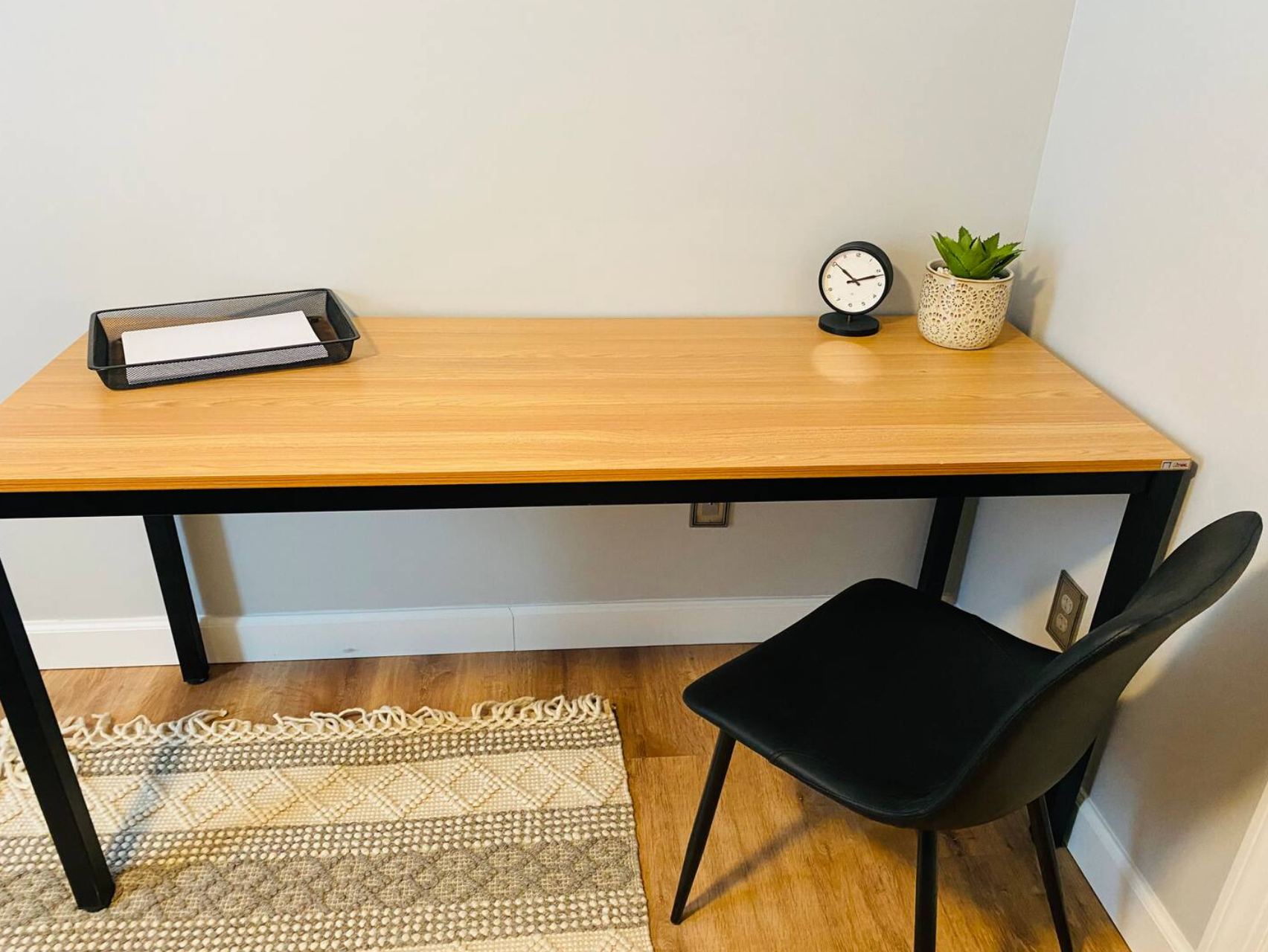 Work space in bedroom 3