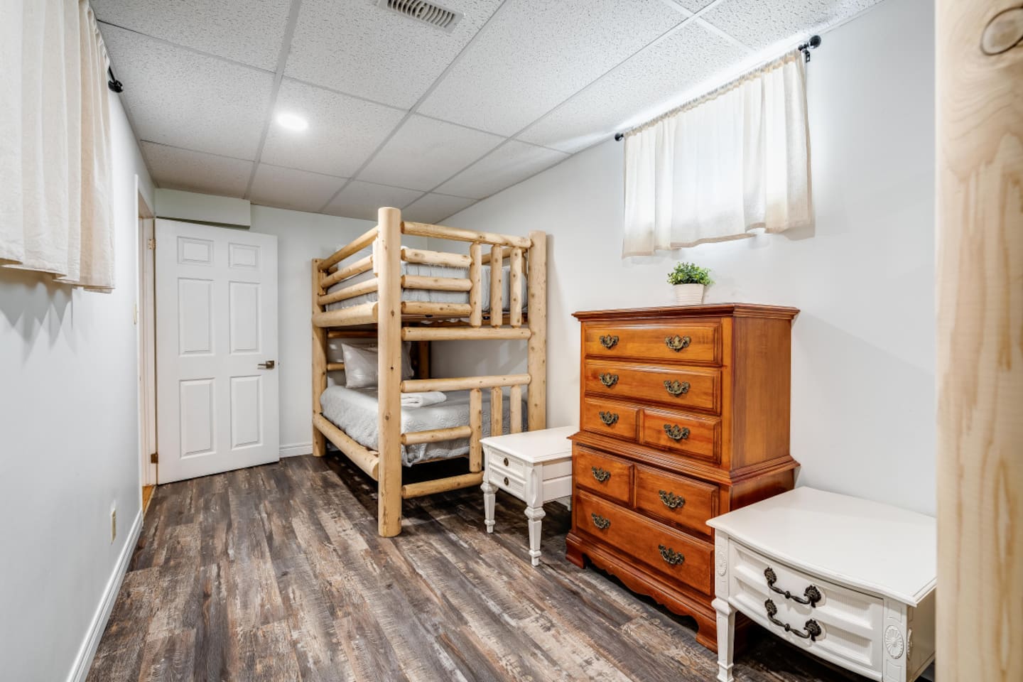 Room With Bunkbeds