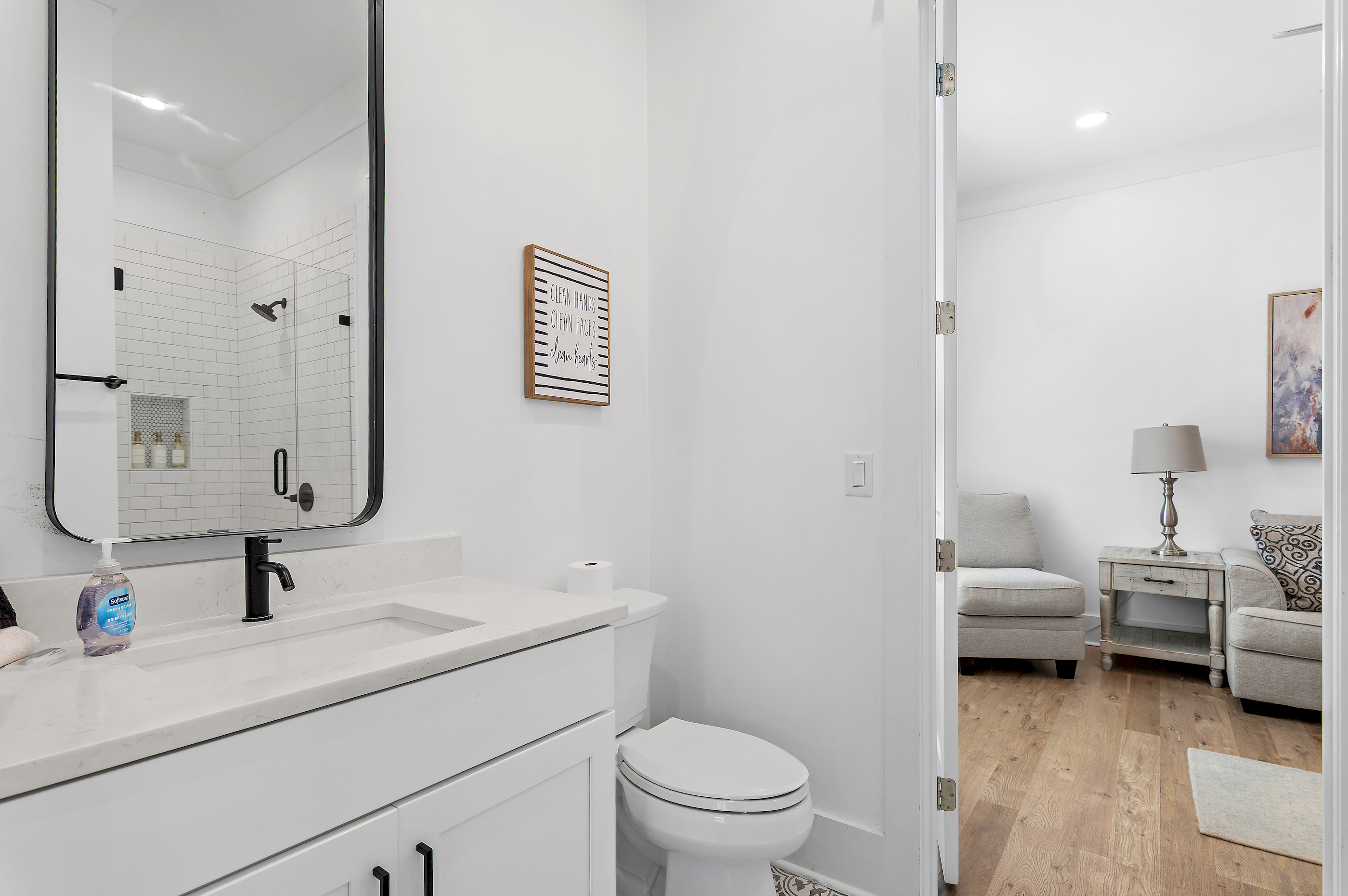Bright Bathroom with Modern Finishes