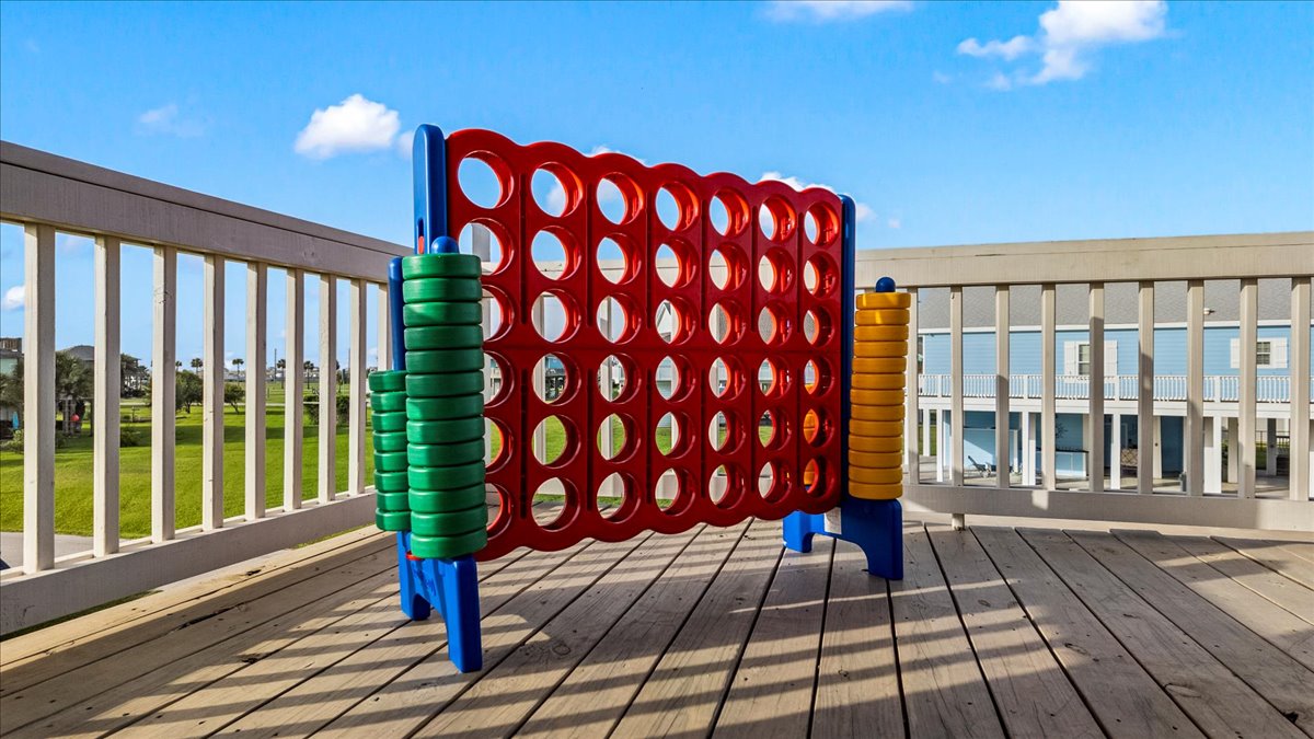 4d253088664244278dbd42d263118c9a | Beachhouse | Texas | TX | Vacation Homes | Galveston | Crystal Beach | Kokomo | Breezy Days | Beachfront Elegance | Sunrise Serenity | Southern Sands Property Management, LLC