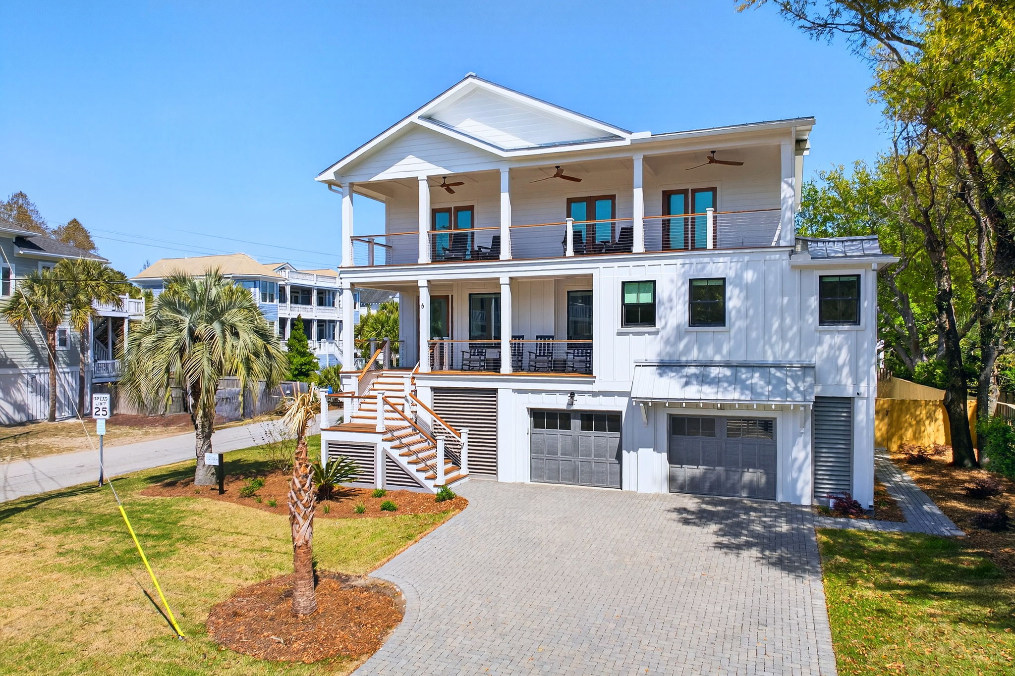 Front of House | On Beach Time | 6 30th Ave, Isle of Palms, SC | IOP Escapes