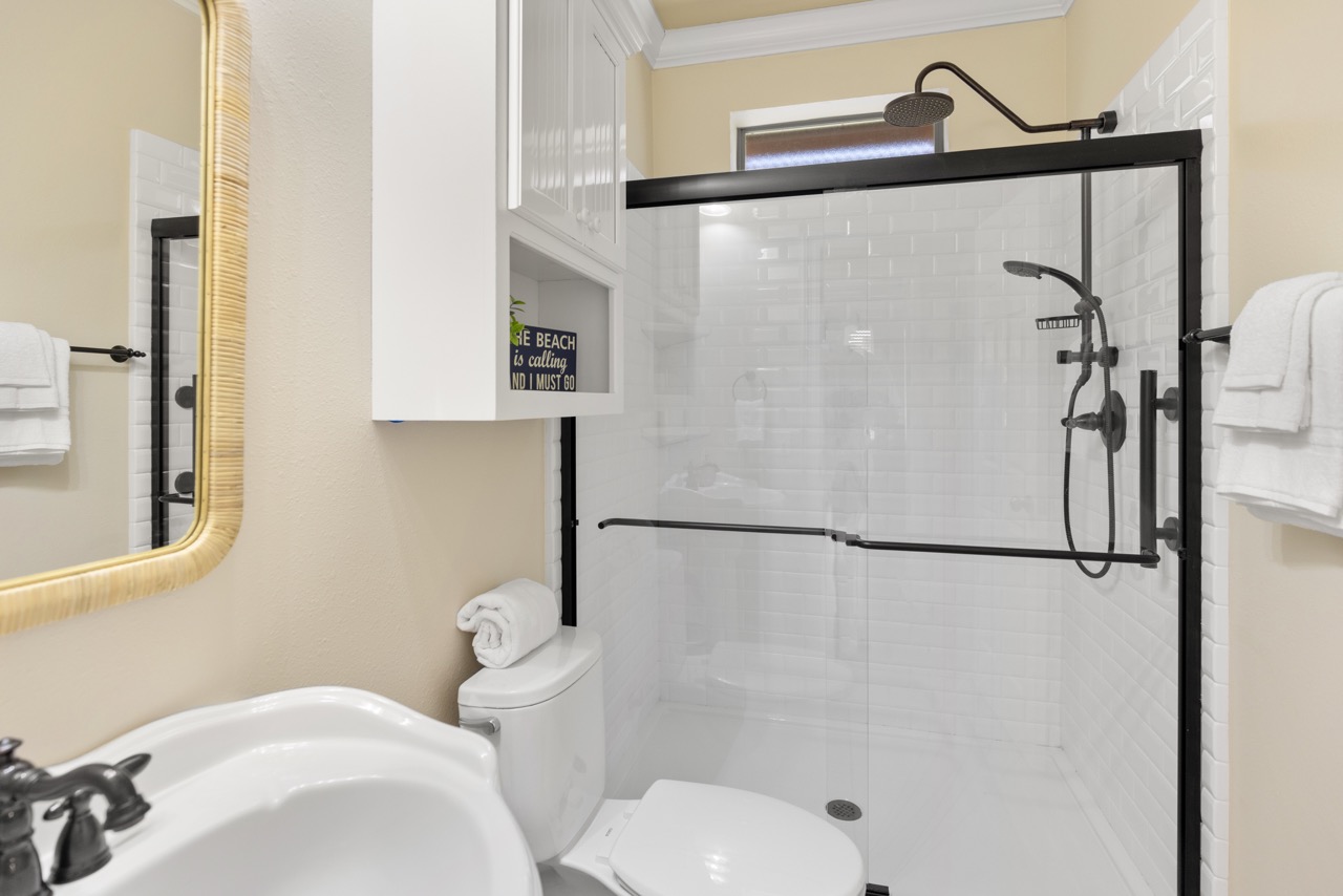 2nd Floor Bathroom (3rd Bathroom)