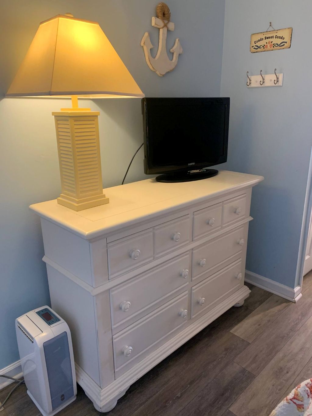 Cable ready TV in Bedroom