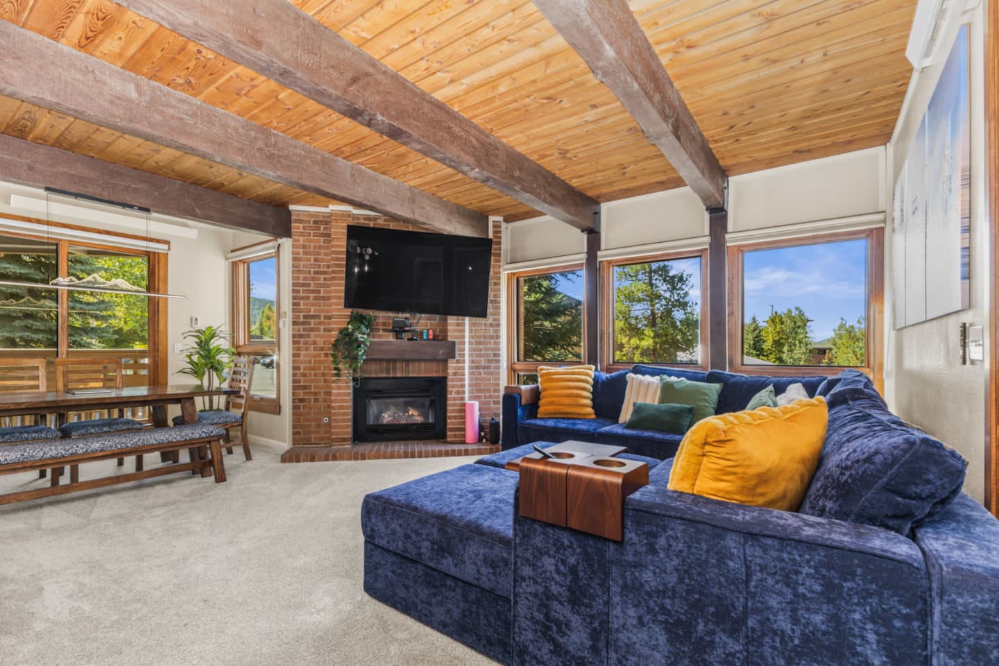 Living Room with SmartTV & Gas Fireplace