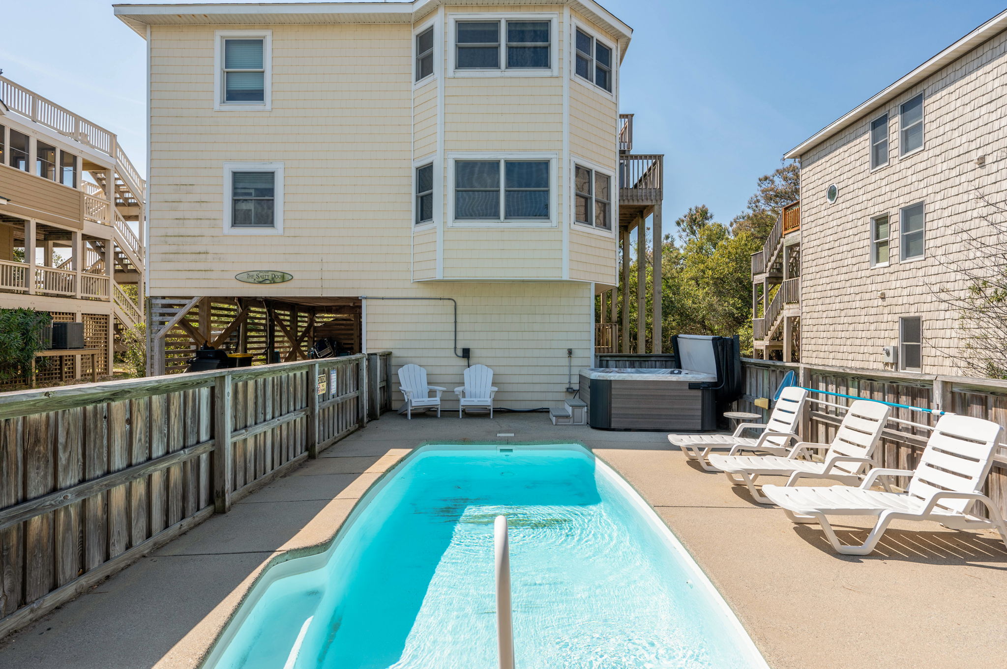 Private heated saltwater pool