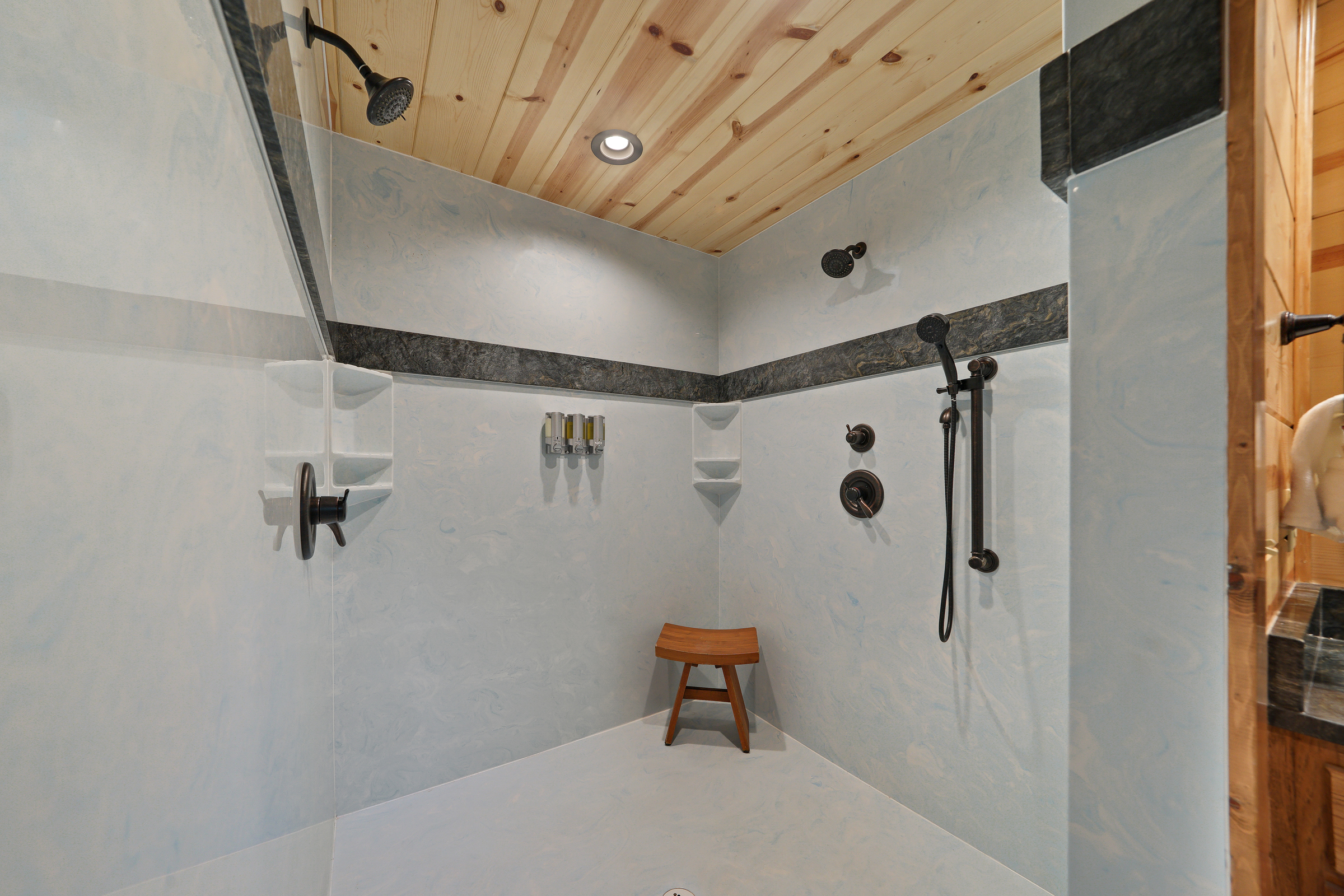 Huge shower with double shower heads