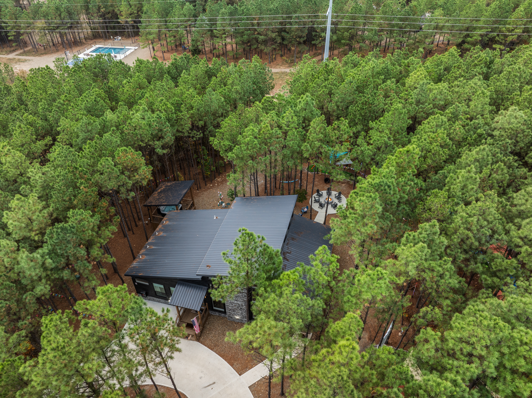 The LuckyOne Cabin at Beavers Bend State Park