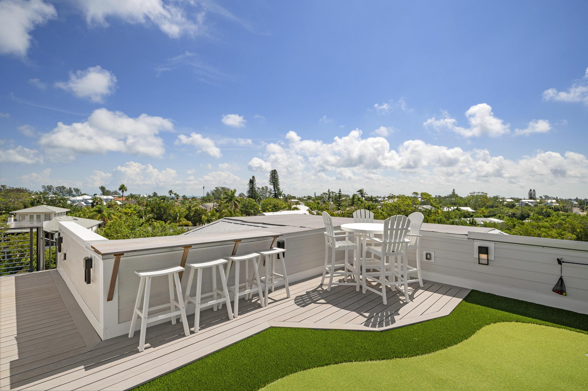 Roof top deck