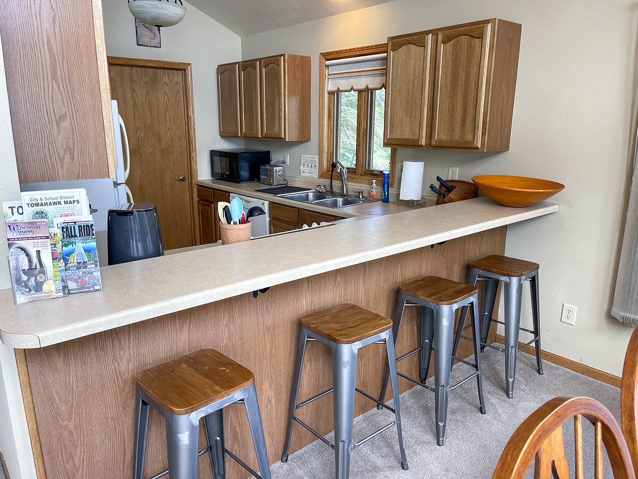 105 Upper Kitchen and Dining (seats 4)