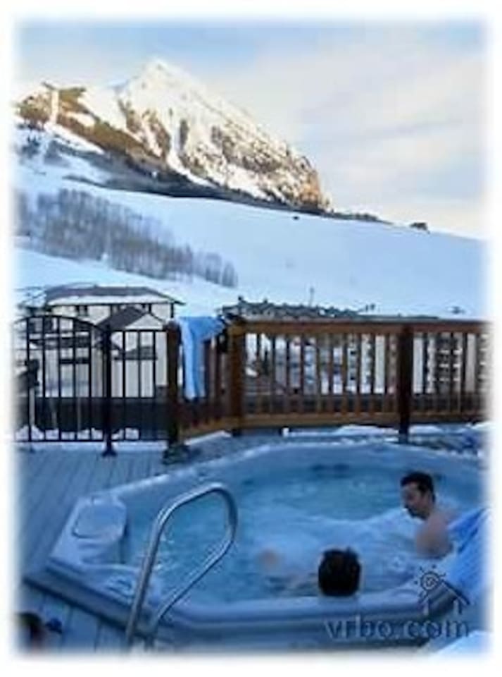 Hot tub shared in Snowcrest complex