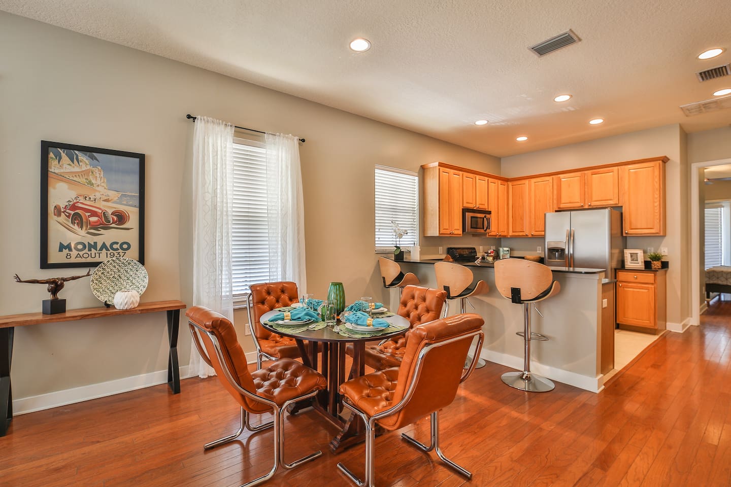 "Step inside to a tall and spacious retreat that has all the high end amenities of a five star hotel. Turn on one of the vinyl albums and sit in one of the sturdy and comfortable seats to enjoy a movie or the beautiful art." - Zach (Guest Review) 
