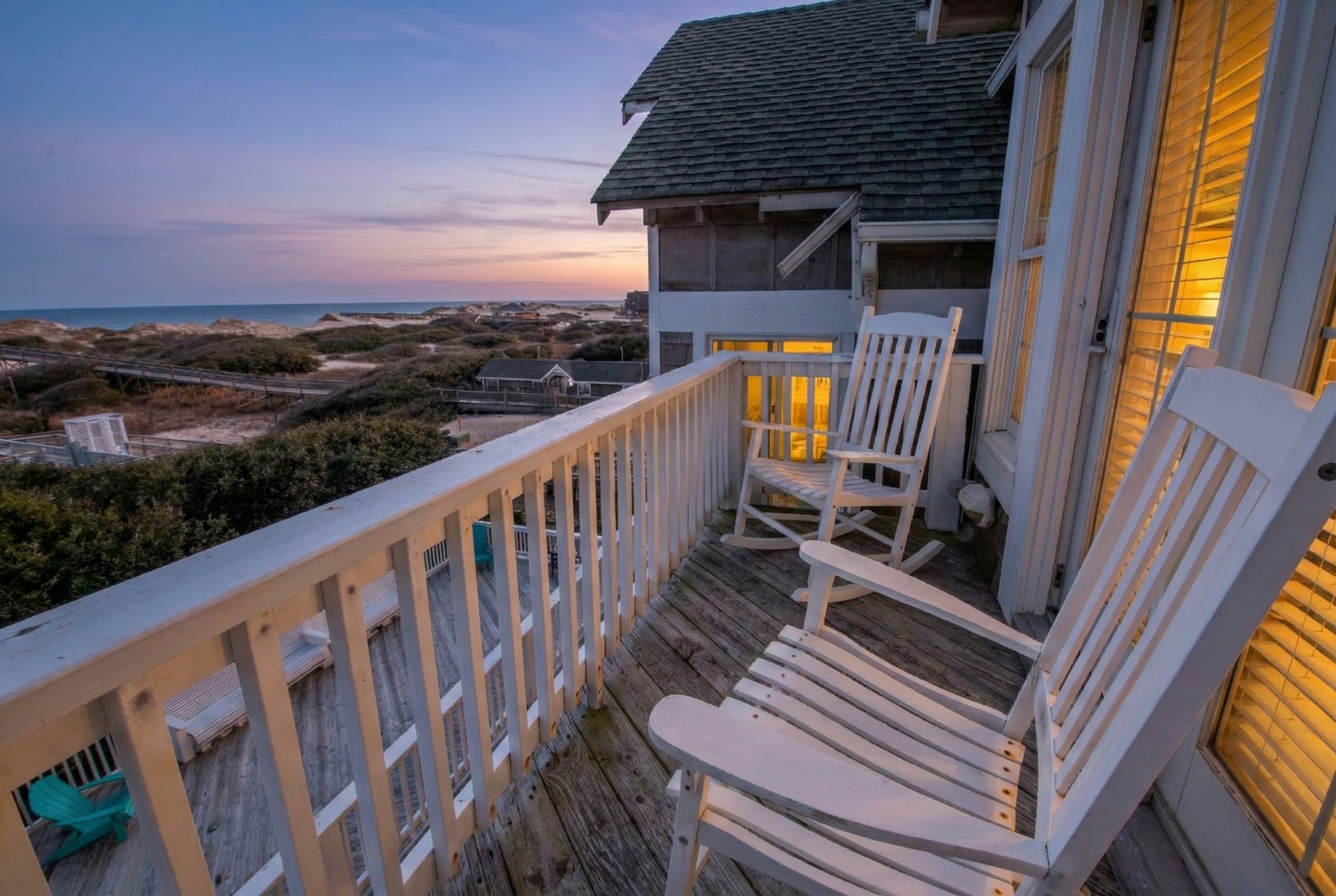 The Hemingway — Ocean-View Deck