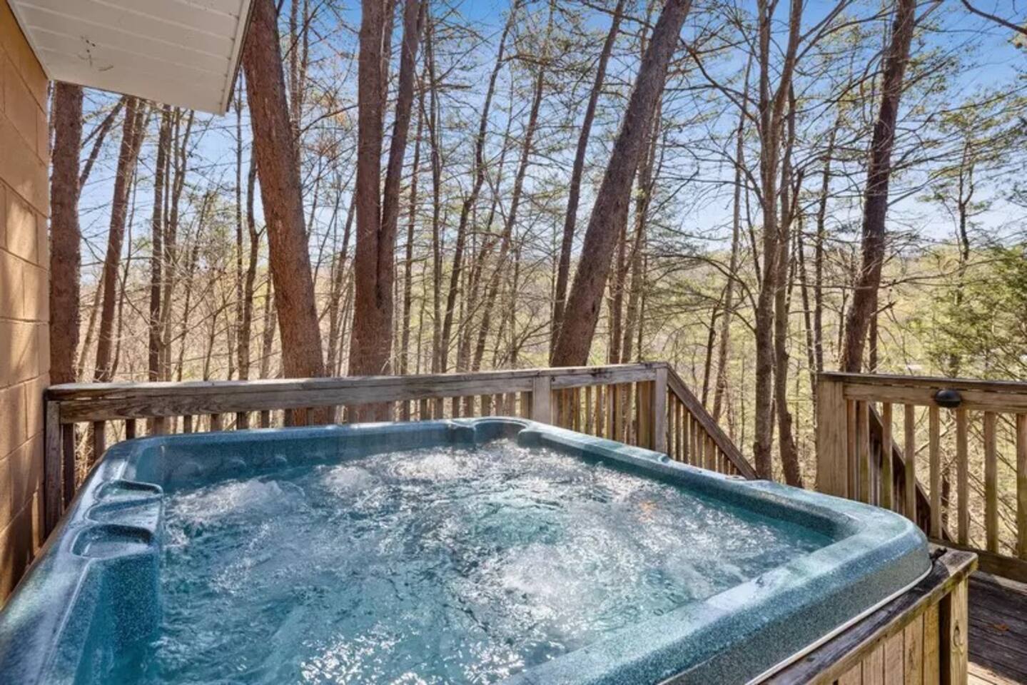 Hot tub on front deck 