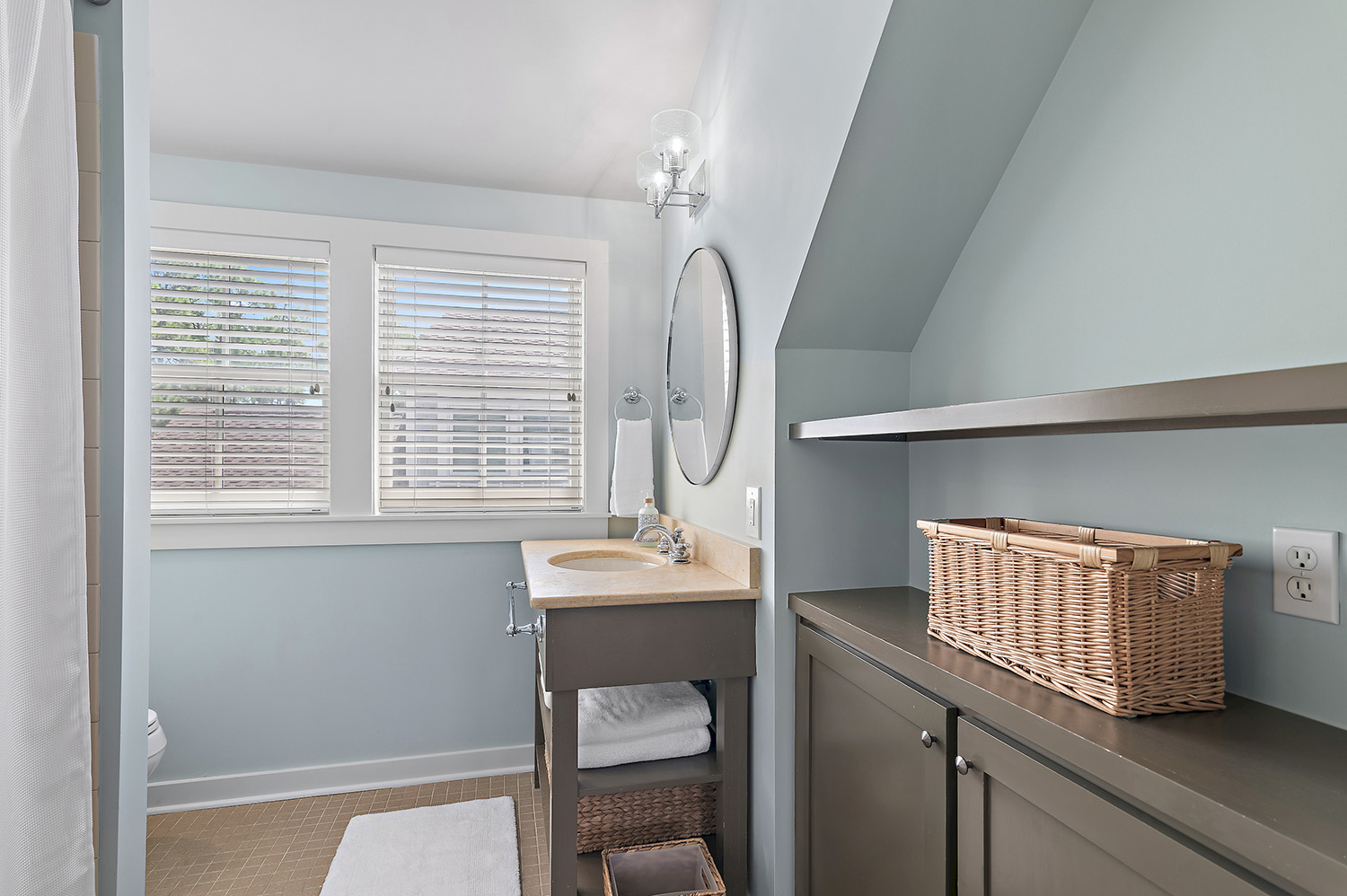 Bathroom 2