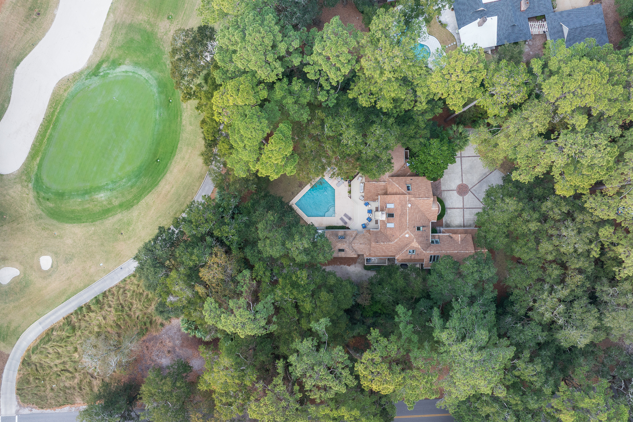 You are in the heart of Sea Pines and walking distance to Harbour Town