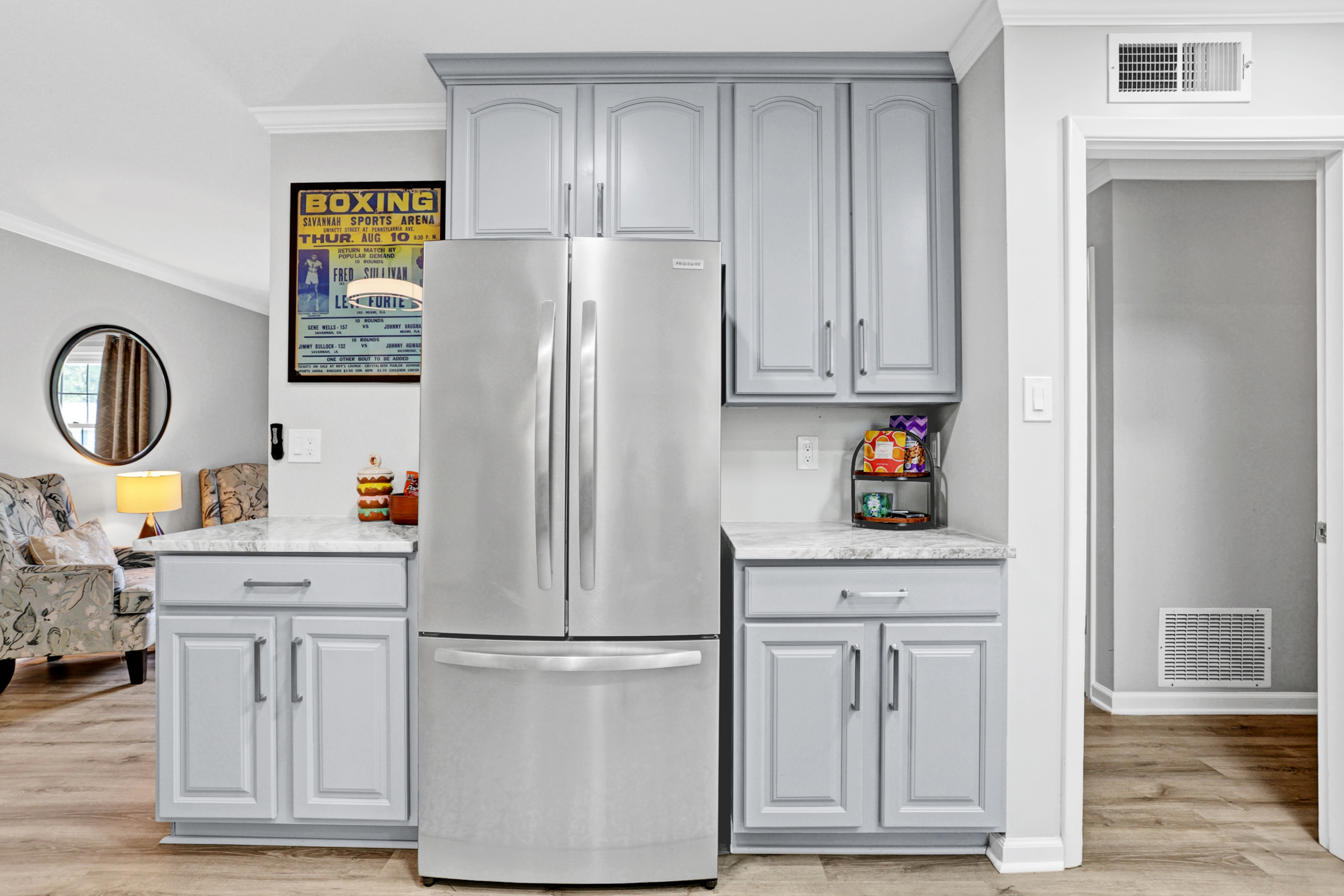 Spacious stainless steel fridge to keep all your favorites fresh.