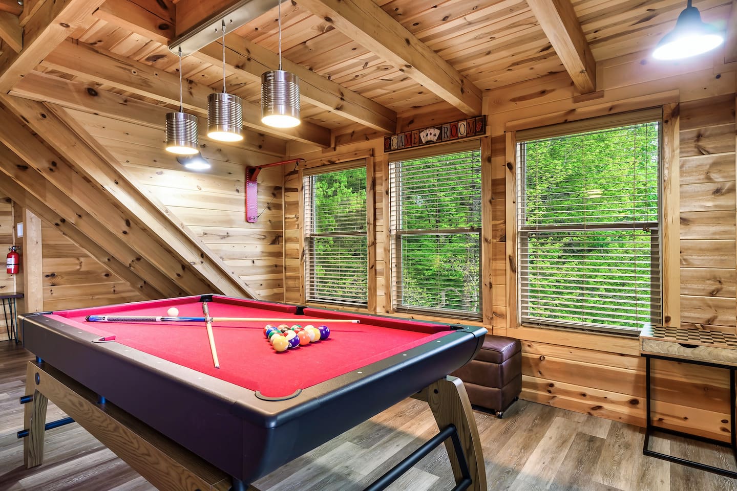 Loft area - pool table - shuffleboard