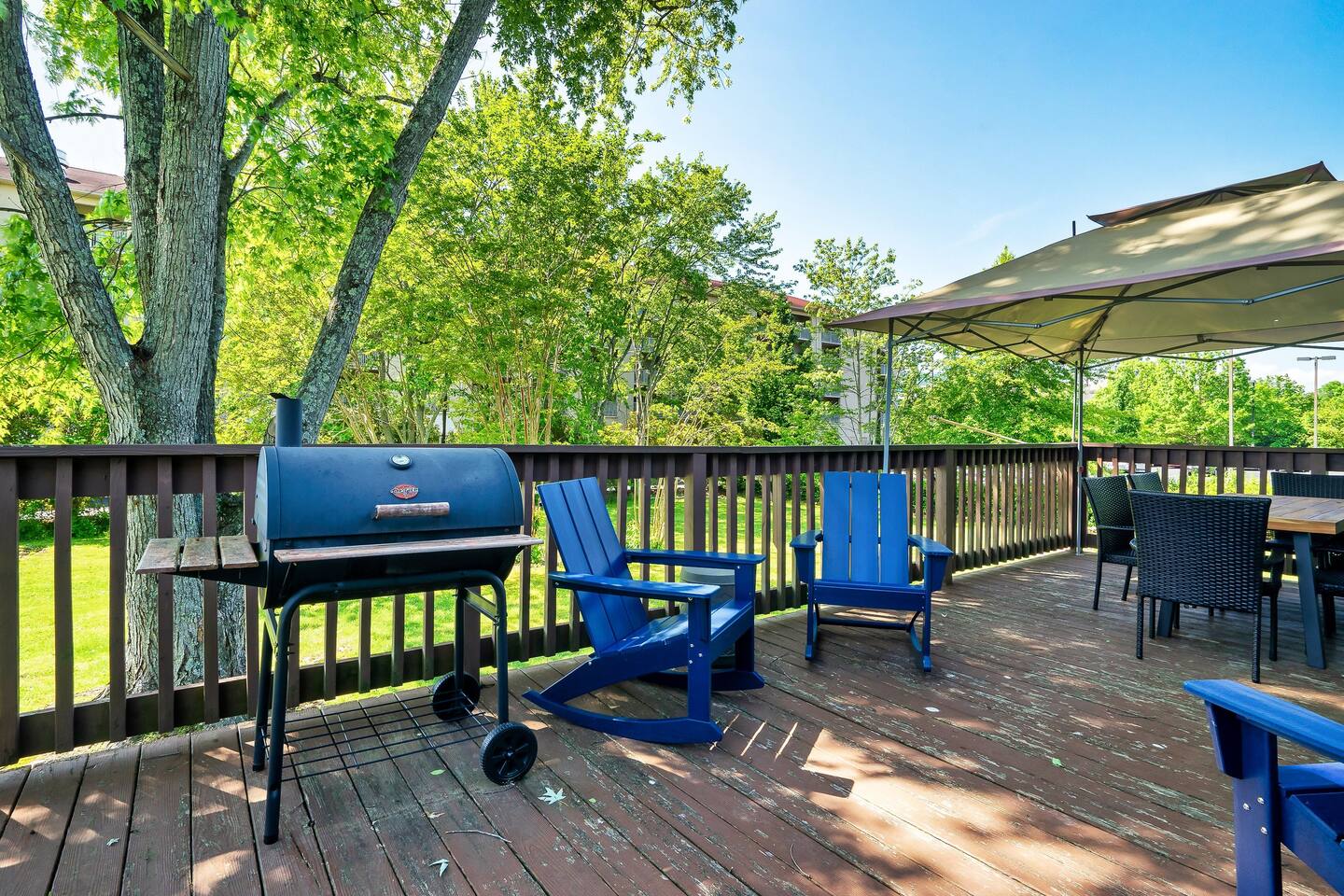 Get your grill on at the outdoor BBQ area, perfect for those family cookouts and enjoying the fresh air.#GrillingInPigeonForge"