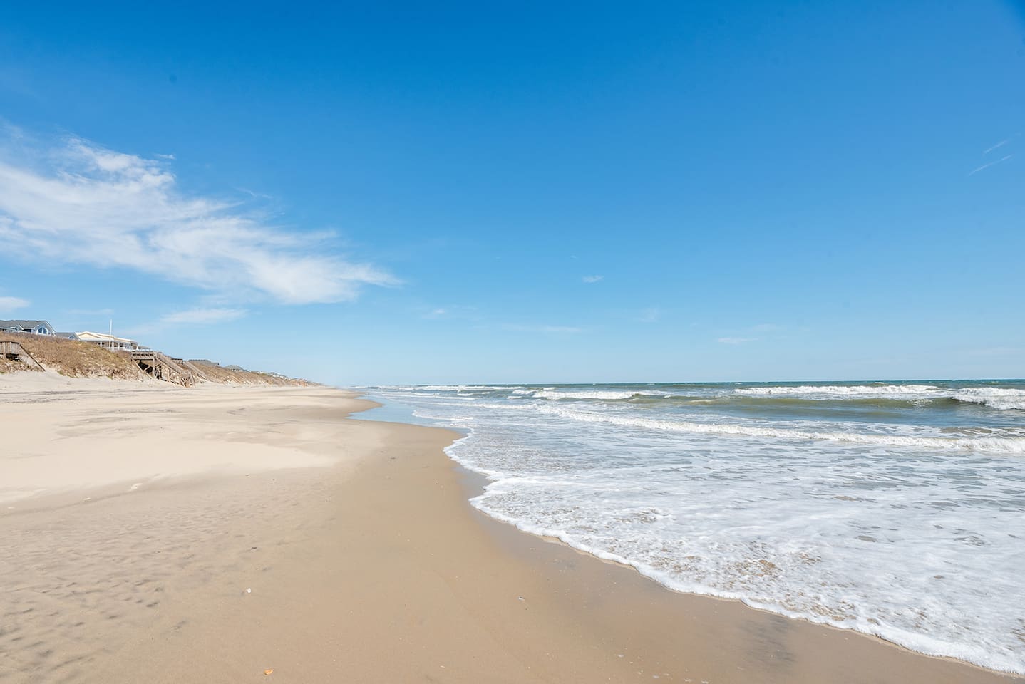 Expansive coastline with uncrowded beach access