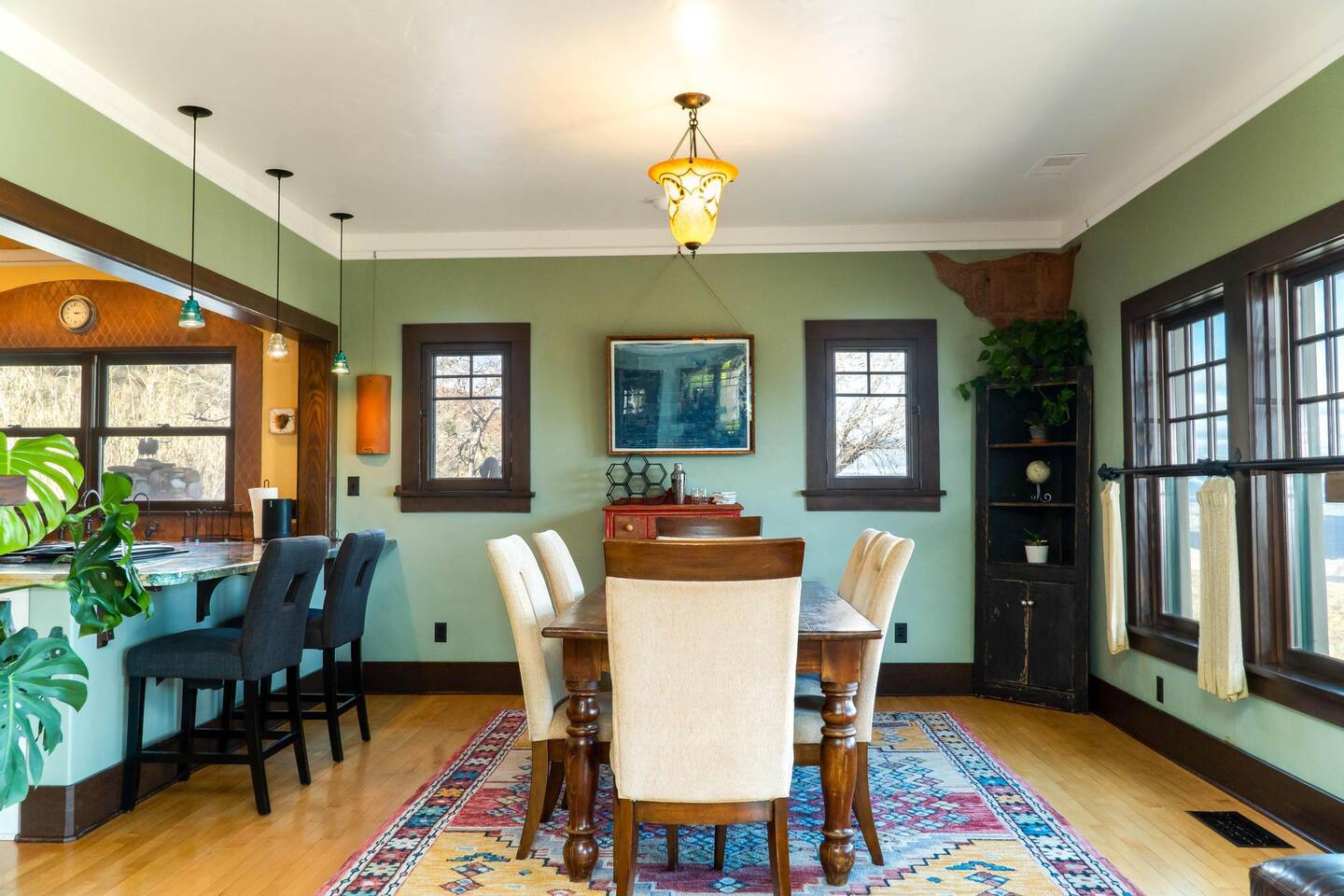 Seating for 6 + in the dining room